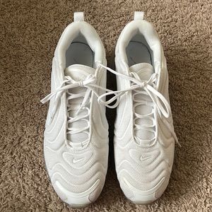 Men’s size 12 Nike Airmax 720